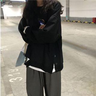 Button-side Cutout Pullover