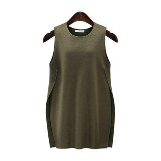 Side Slit Sleeveless Tunic