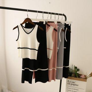 Set: V-neck Knit Vest + Cropped Wide-leg Pants