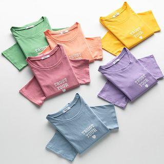 Short-sleeve Lettering Wings T-shirt
