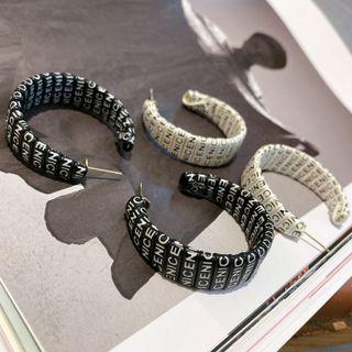 Lettering Half-hoop Earring
