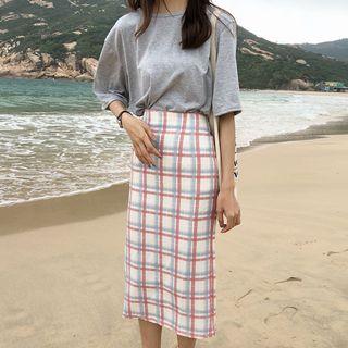 Elbow-sleeve Top / Plaid Midi Skirt