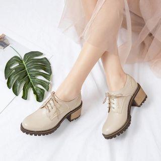 Block-heel Lace Up Oxfords Pumps