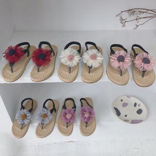 Flower Split-toe Sandals