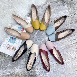 Paneled Flat