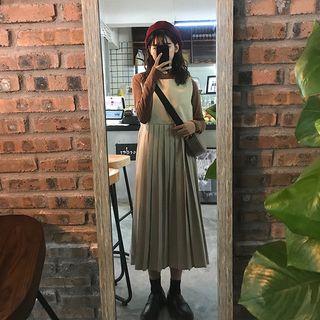 Long-sleeve Mock Neck T-shirt / Sleeveless Pleated Midi Dress