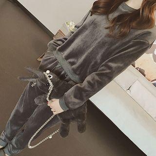 Set: Velvet Pullover + Jogger Pants