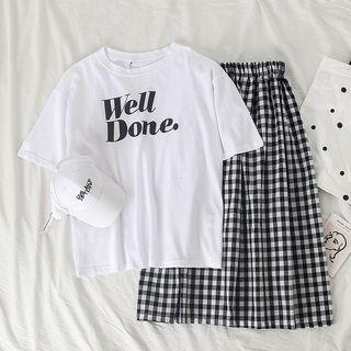 Short-sleeve Lettering Printed T-shirt / High-waist Plaid Pleated Skirt