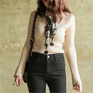 Crew-neck Flare-sleeve Knit Top