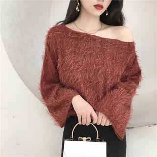 Off-shoulder Loose-fit Furry Long-sleeve Top