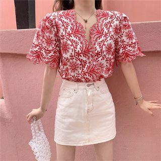 Embroidered V-neck Short-sleeve Top / Plain Denim Skirt