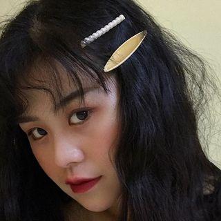 Faux Pearl / Alloy Hair Clip (various Designs)