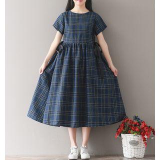 Short-sleeve Plaid A-line Midi Dress