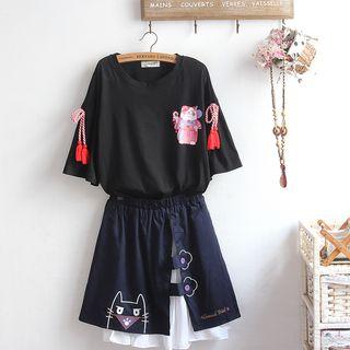 Elbow-sleeve Kitten Printed T-shirt / Embroidered Skirt / Set