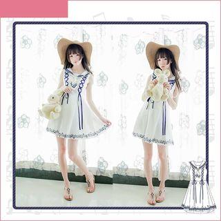 Sleeveless Lace-up Dress / 3/4-sleeve Cropped Top