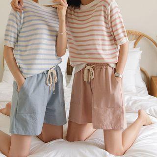 Drawstring Patch-pocket Shorts
