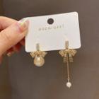 Bow Faux Pearl Asymmetrical Alloy Earring 1 Pair - Ndyz276 - Gold - One Size