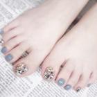 Embellished Faux Toe Nail Tips