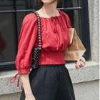 Elbow-sleeve Cropped Blouse Red - One Size