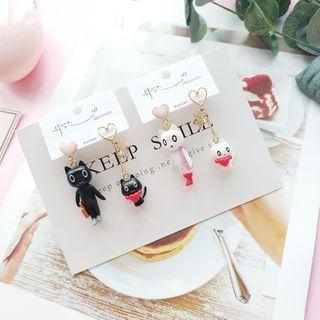 Mismatch Cat Ear Stud