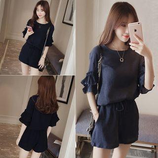 Set: Oversized Trumpet Sleeve Top + Wide Leg Shorts