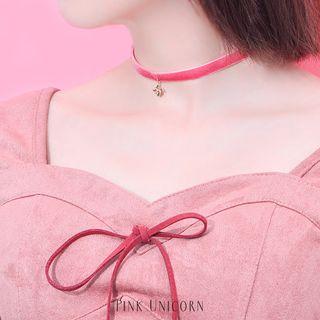 Pinwheel Choker