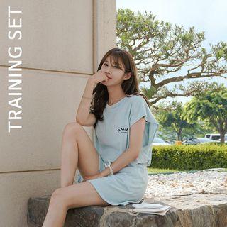 Set: Cap-sleeve Printed T-shirt + Shorts