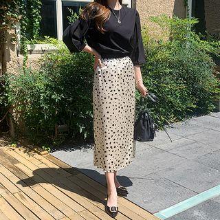 Band-waist Slit-side Leopard Satin Skirt