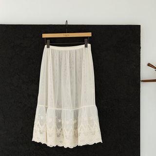 Lace-hem Inner Skirt