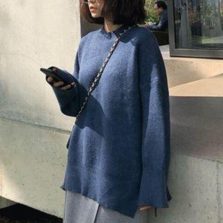 Slit-side Loose Sweater