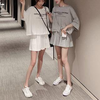 Set: 3/4-sleeve Lettering T-shirt + Wide Leg Shorts