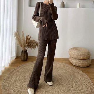 Set: Ribbed Knit Top + Straight-leg Pants