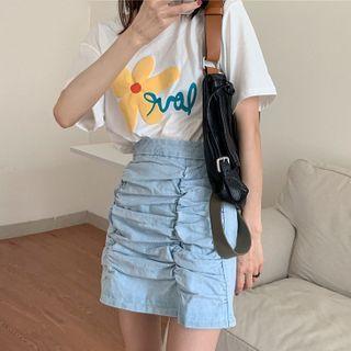 Short-sleeve Floral Print T-shirt / Shirred A-line Denim Skirt