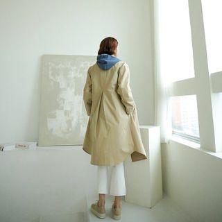 Notch-collar Snap-button Coat
