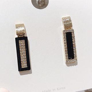 Non-matching Bar Drop Earring