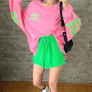 Long Sleeve Printed Tee / Elastic Waist Shorts
