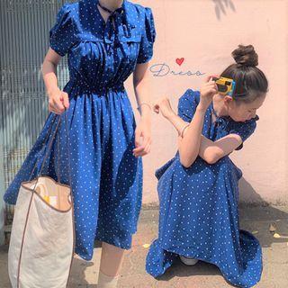 Short-sleeve Dotted Tie-neck Midi A-line Dress