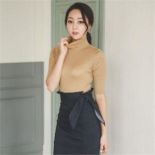 Turtle-neck Elbow-sleeve Knit Top