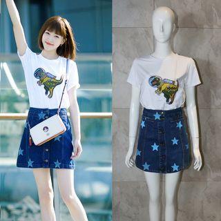 Short-sleeve Embroidery T-shirt / Printed Denim Skirt