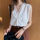 Sleeveless V-neck Twist Plain Top