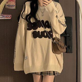 Lettering Sweater / Plaid Mini Pleated Skirt / Set