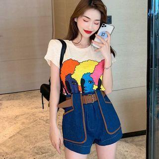 Short-sleeve Graphic Print T-shirt / Contrast Trim Hot Pants