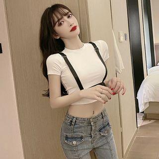 Short-sleeve Buckled Accent Cropped Top