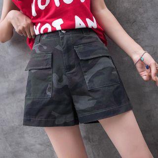 High-waist Camo Wide-leg Cargo Shorts
