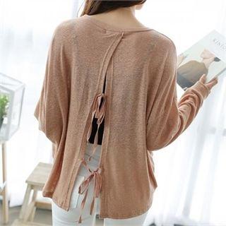 Long-sleeve Cutout-back T-shirt