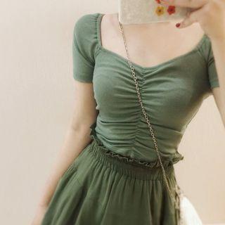 Short-sleeve Crinkled Cropped Knit Top