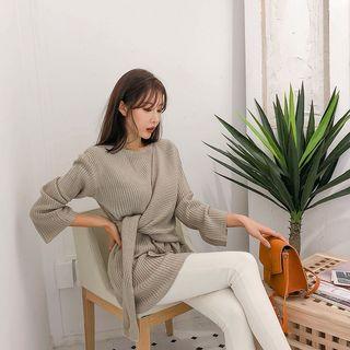 Tie-side Ribbed Sweater