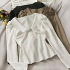 Details Ruched V-neck Top