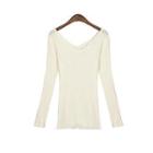 Long Sleeved V-neck Knit Top