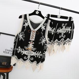 Set: Lace Panel Embroidered Sleeveless Top + Shorts